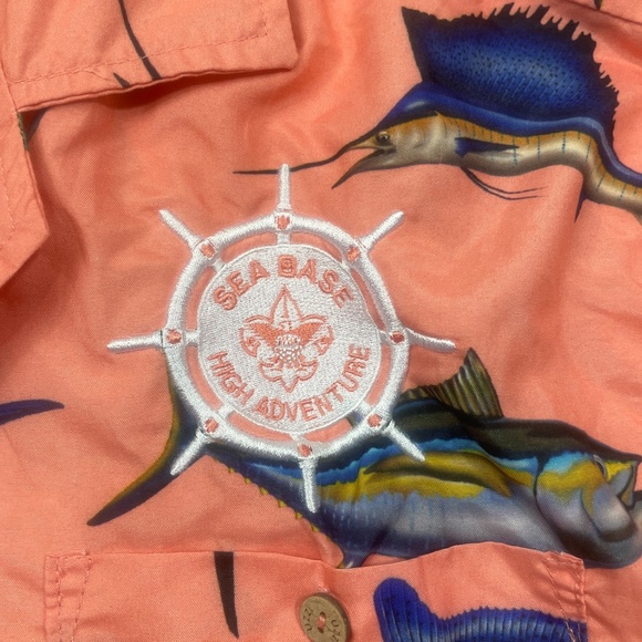 Uzzi Medium Men's‎ Tropical Button Down Casual Short Sleeve Fish Sea Bass - Picture 5 of 6